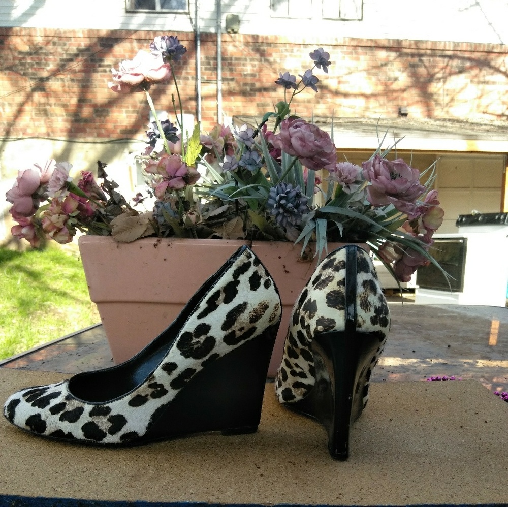 Cheetah print high heels!